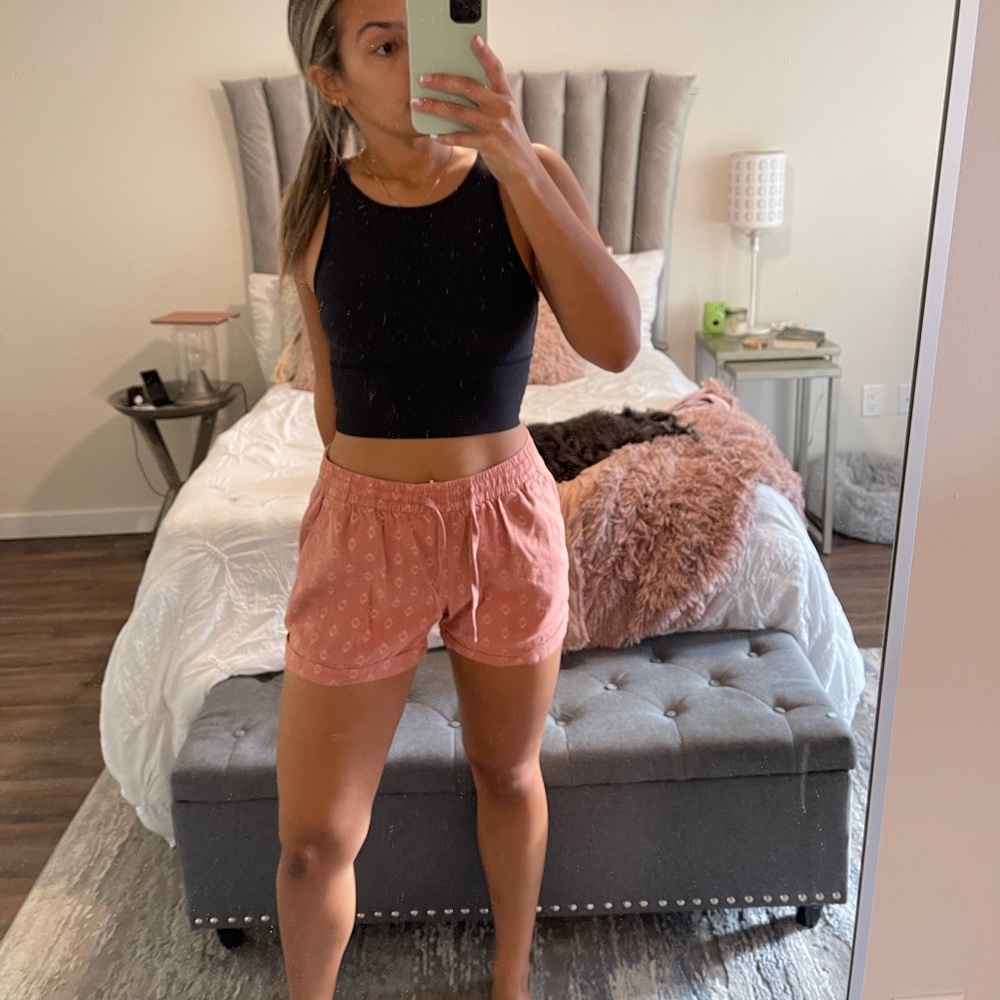 Old navy pink linen type shorts